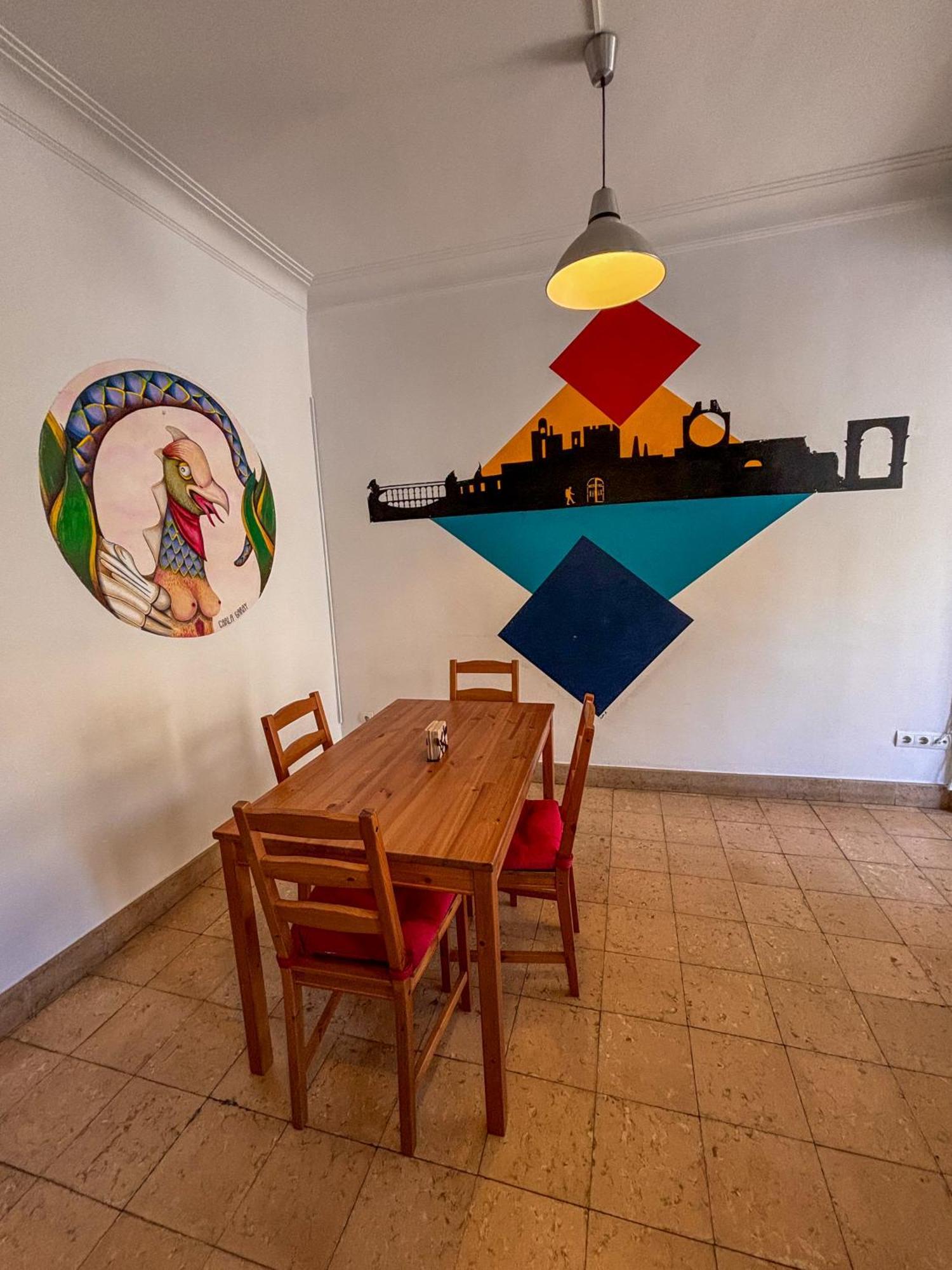 Tarragona Hostel Exterior photo