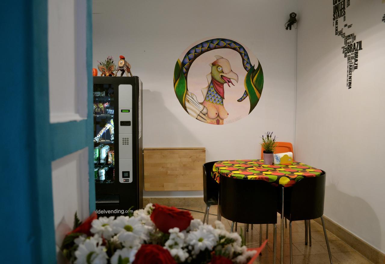Tarragona Hostel Exterior photo